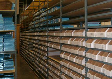 rivetier-shelving-ceramics-storage
